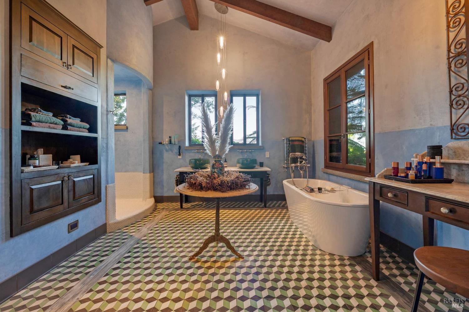 Property photo 33