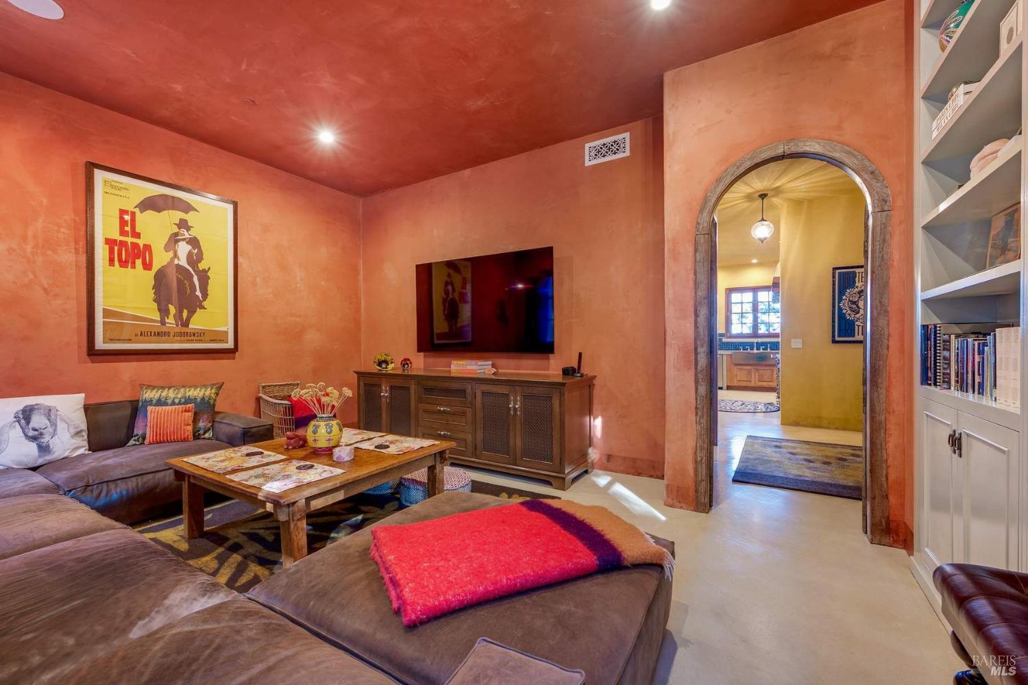 Property photo 38