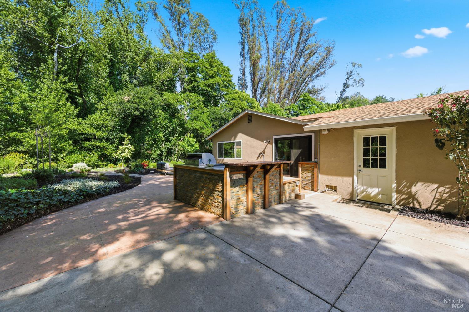Property photo 34