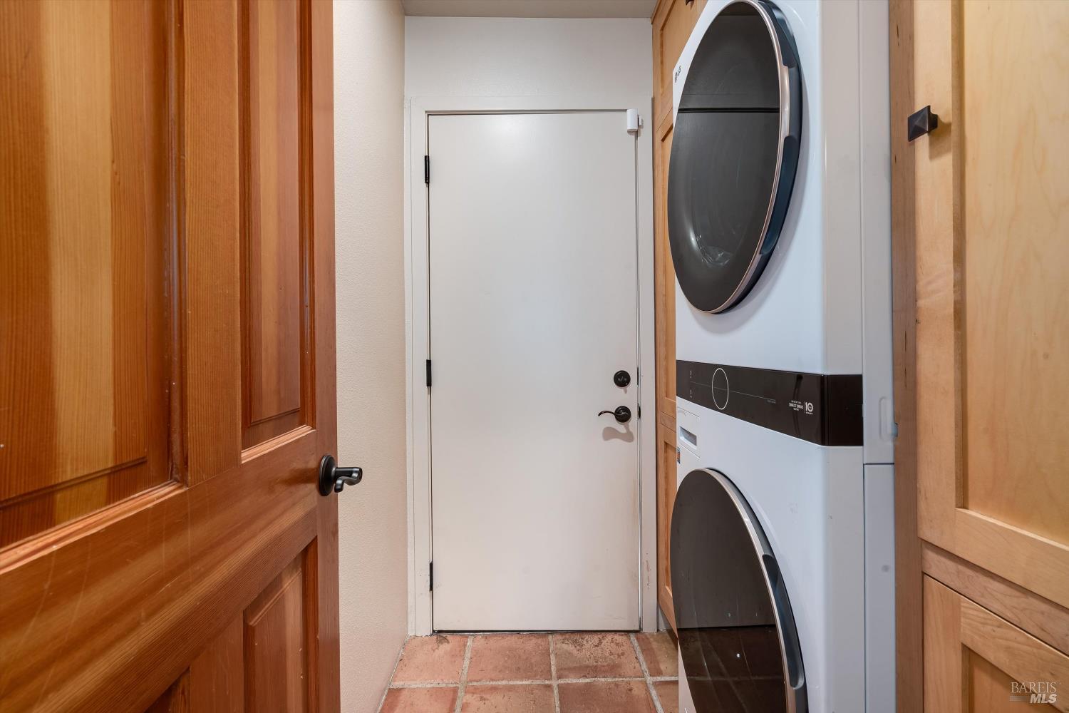 Property photo 38