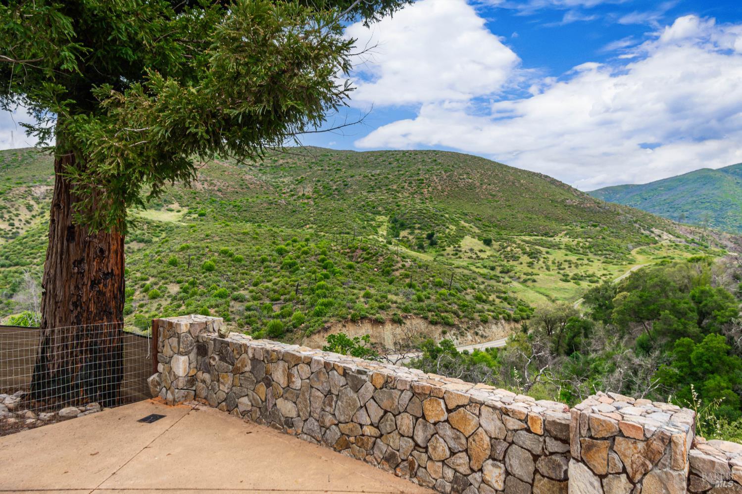 Property photo 32