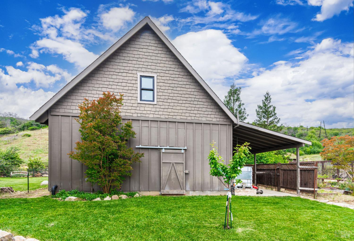 Property photo 38