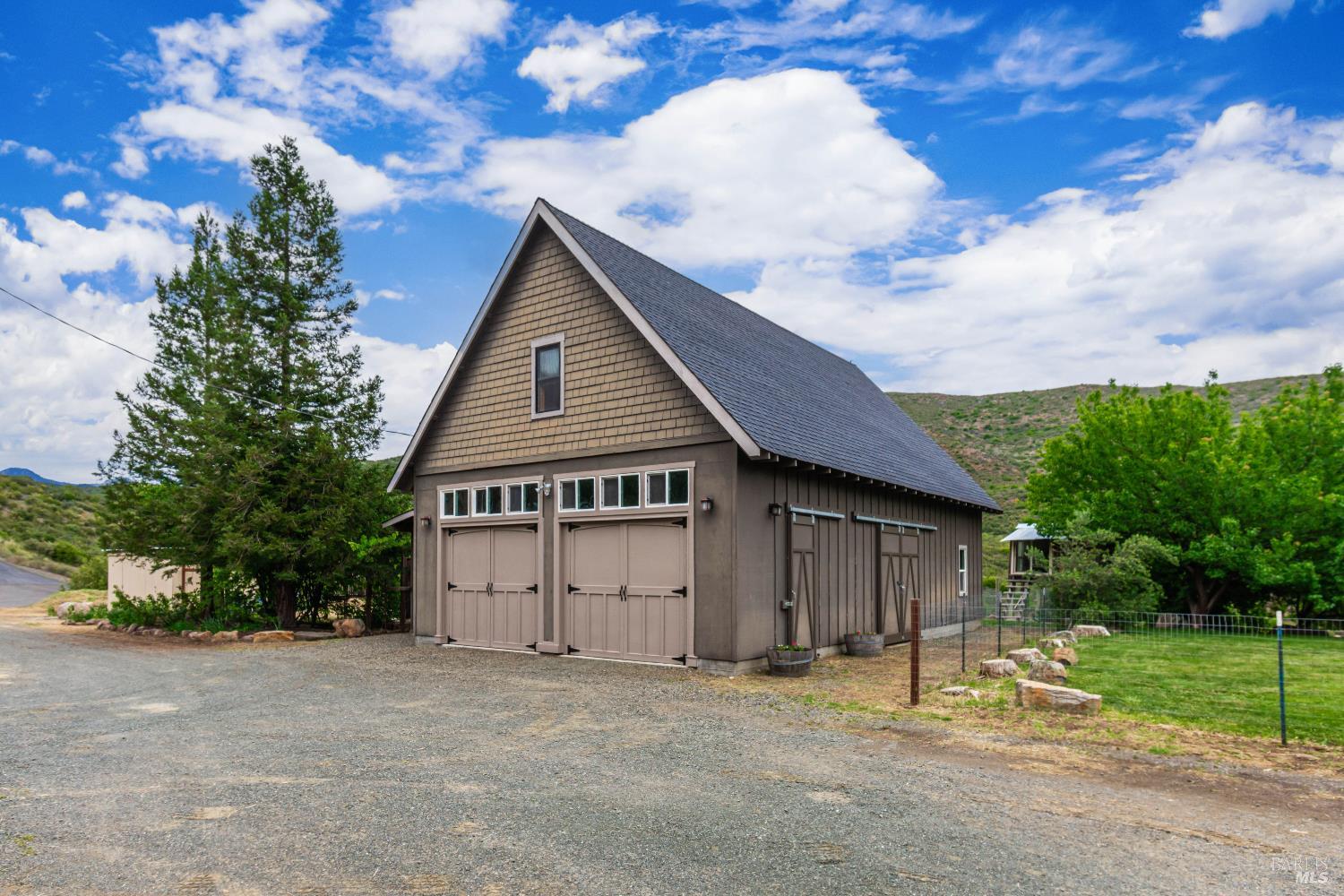 Property photo 42