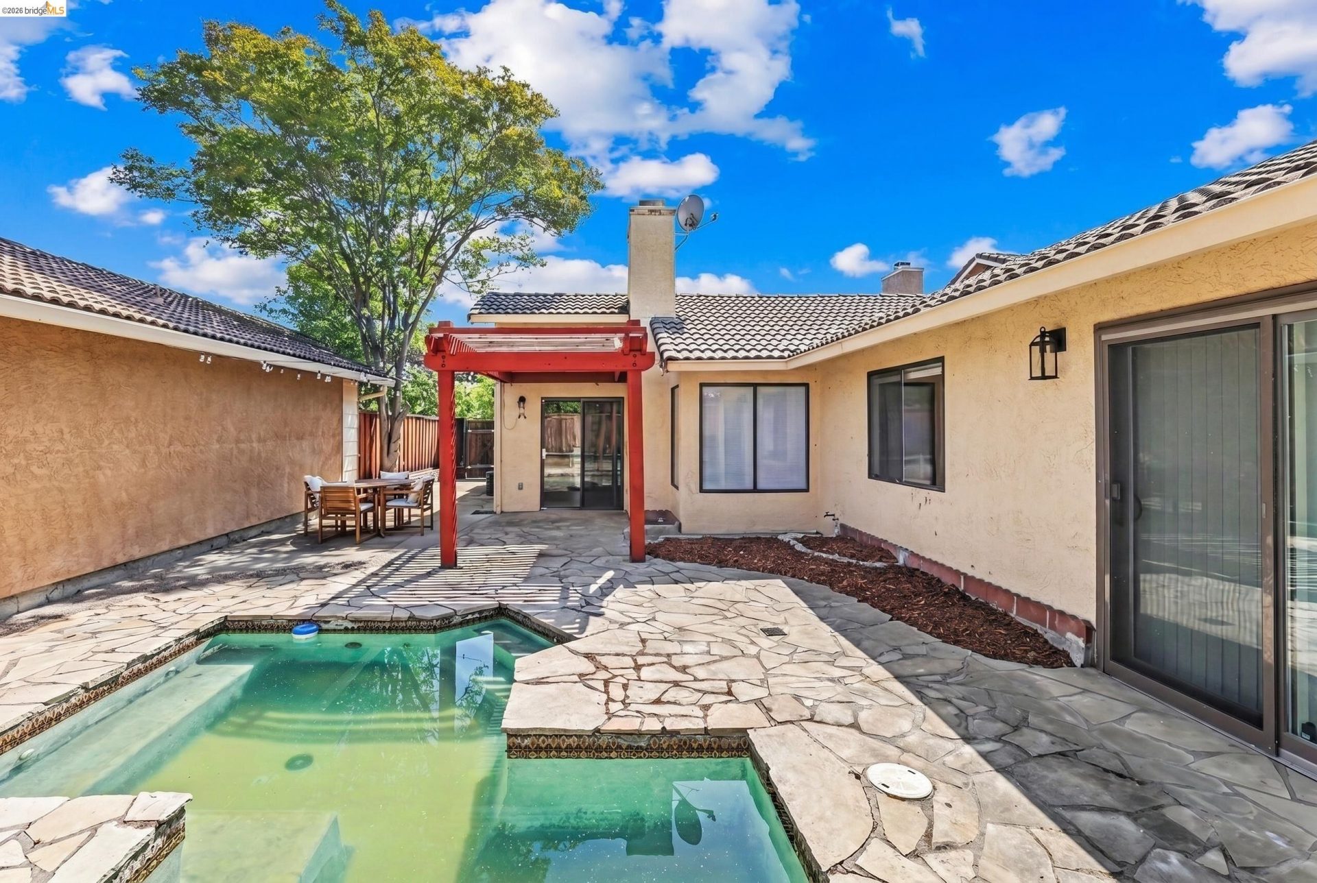 Property photo 31