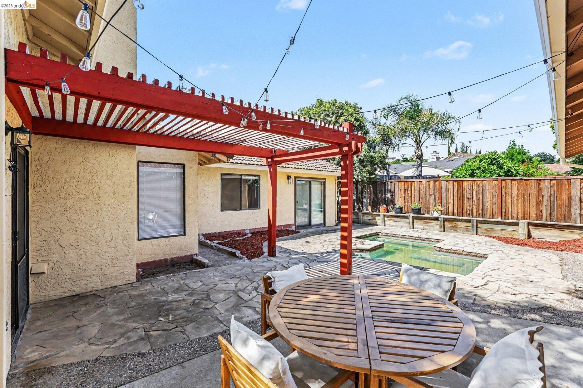 Property photo 32