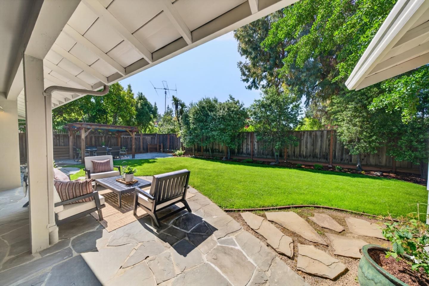 Property photo 35