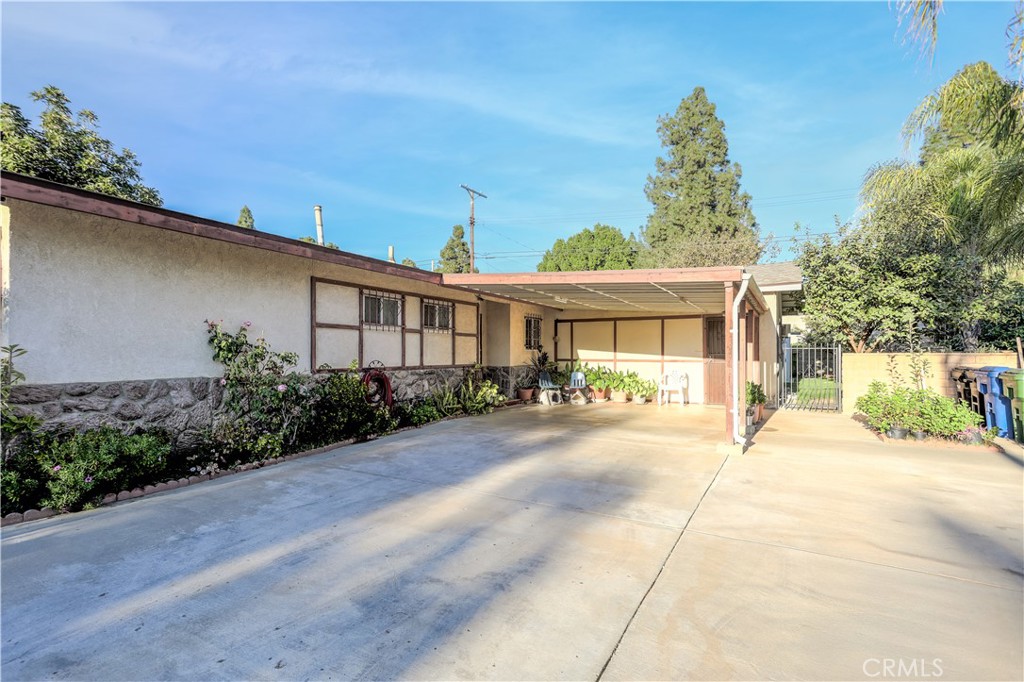 Property photo 33