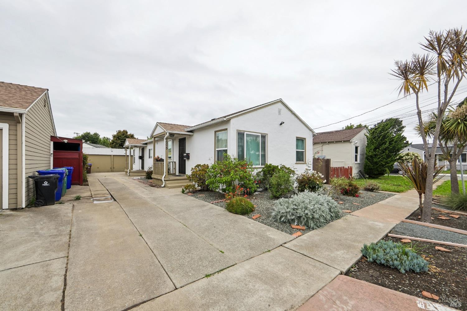 Property photo 35