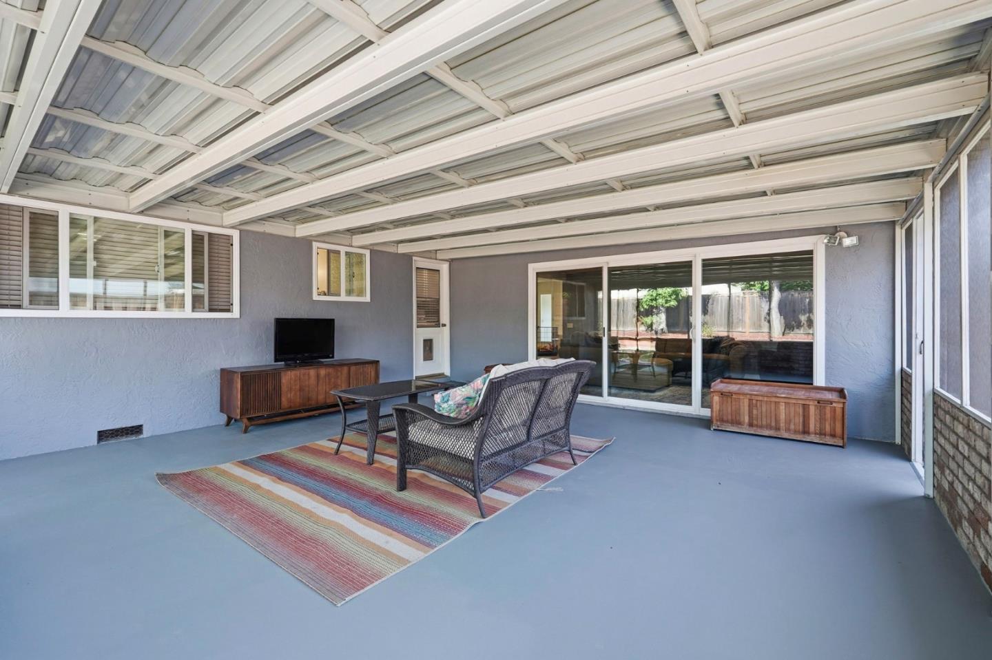 Property photo 32