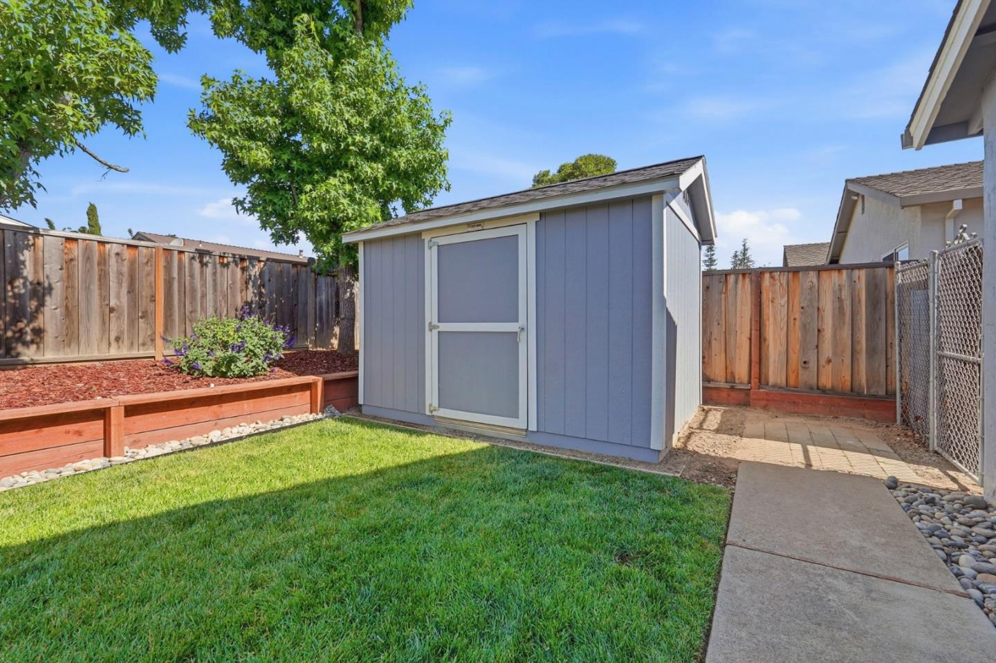 Property photo 34