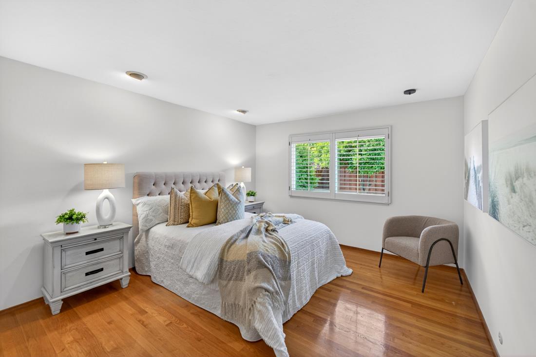 Property photo 31