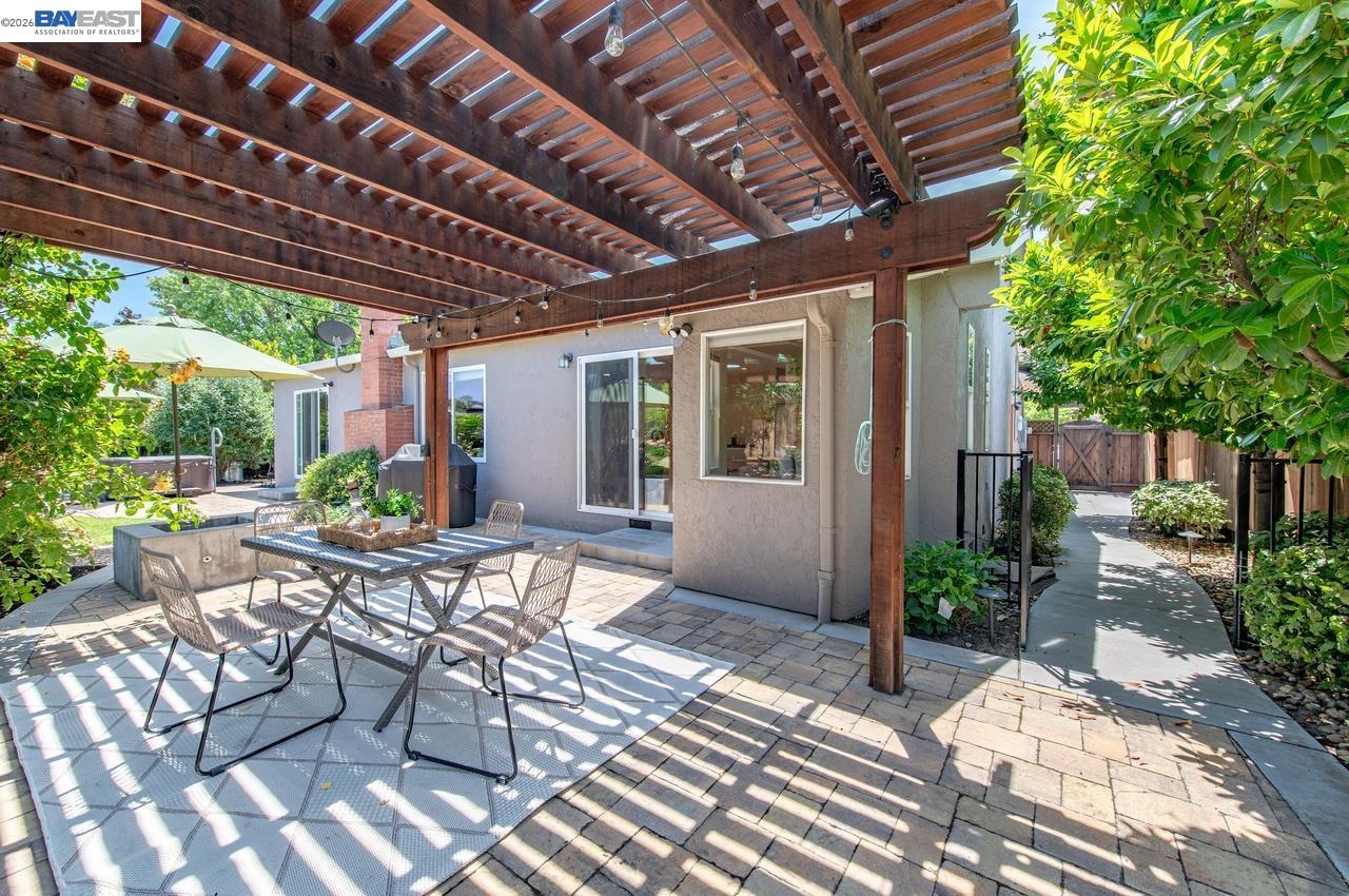 Property photo 35