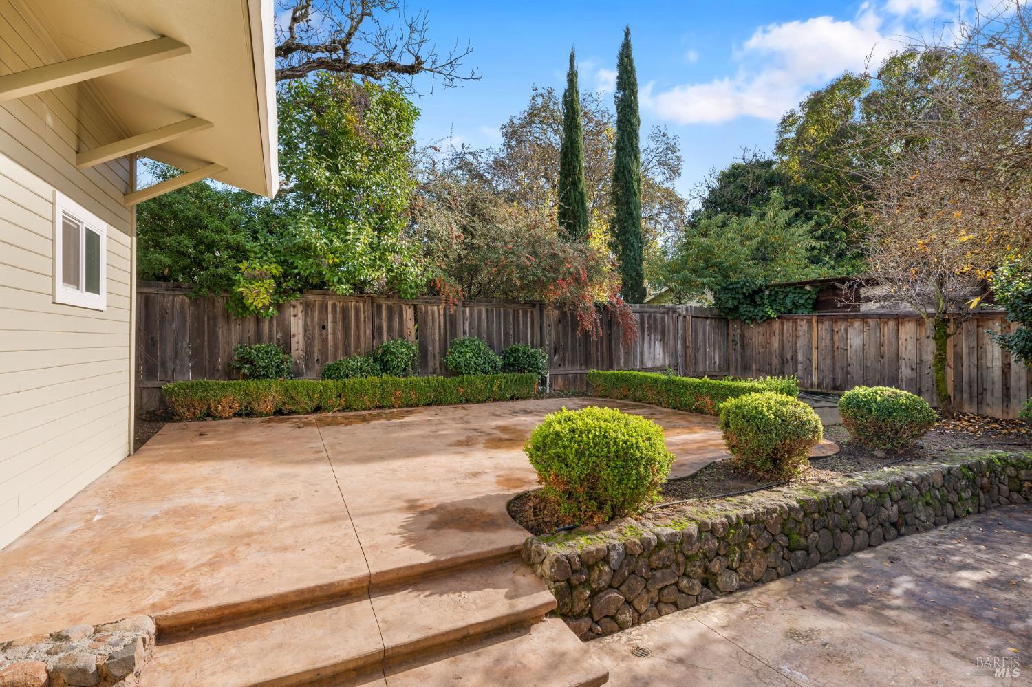 Property photo 33