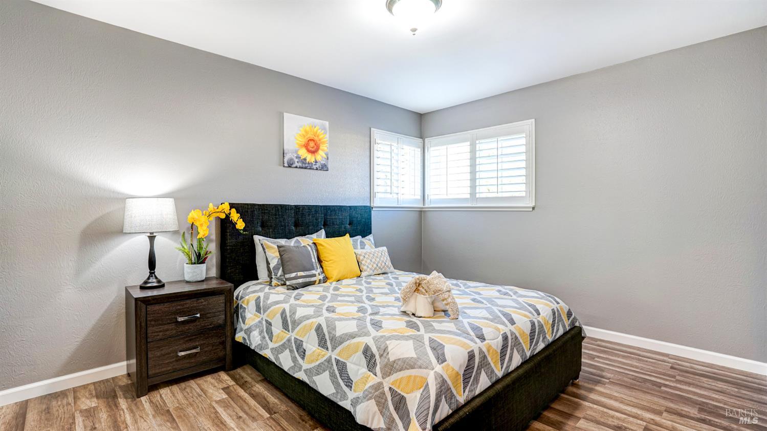 Property photo 28