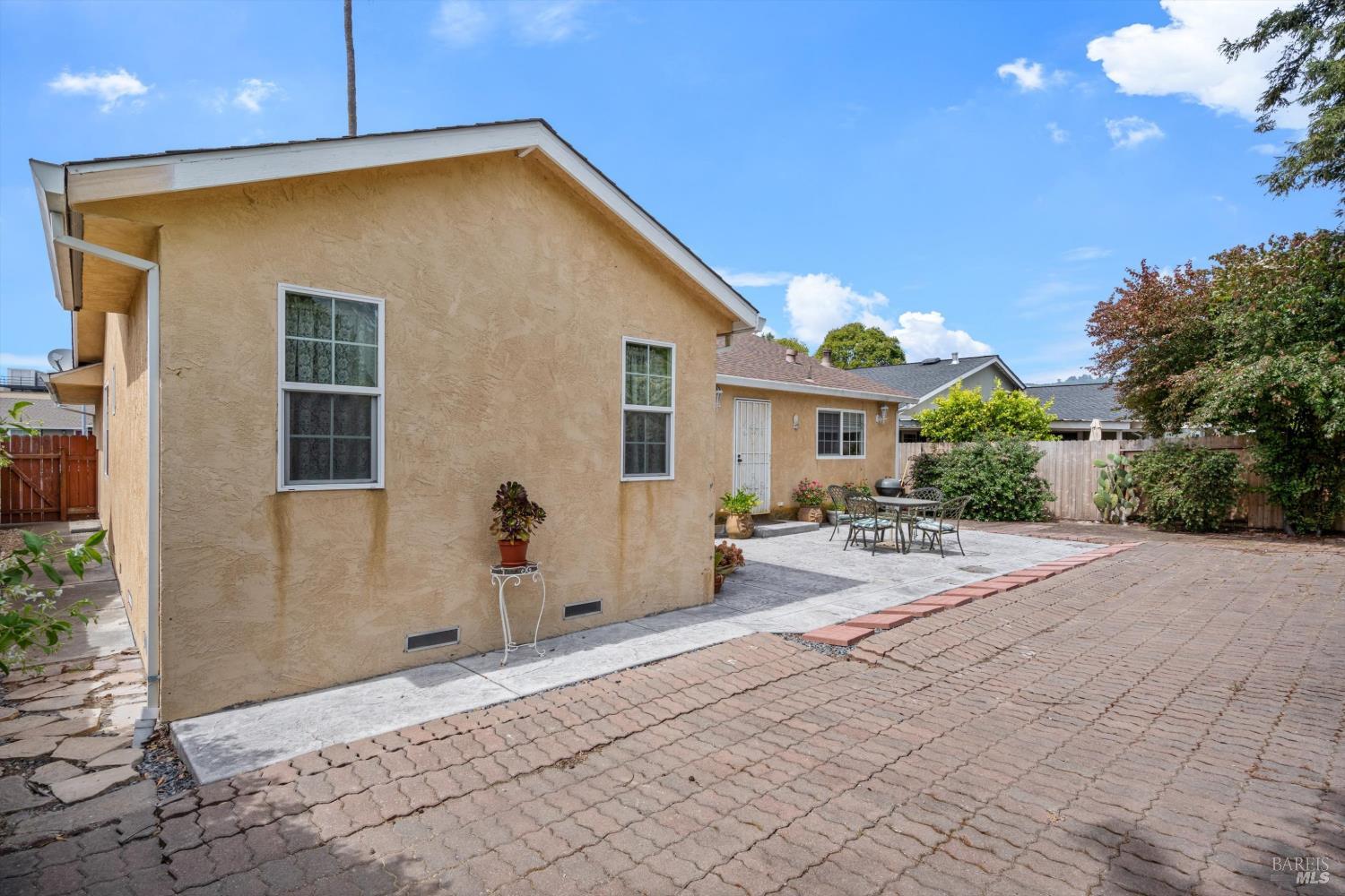 Property photo 28