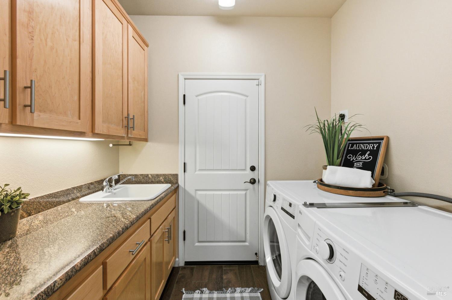 Property photo 40
