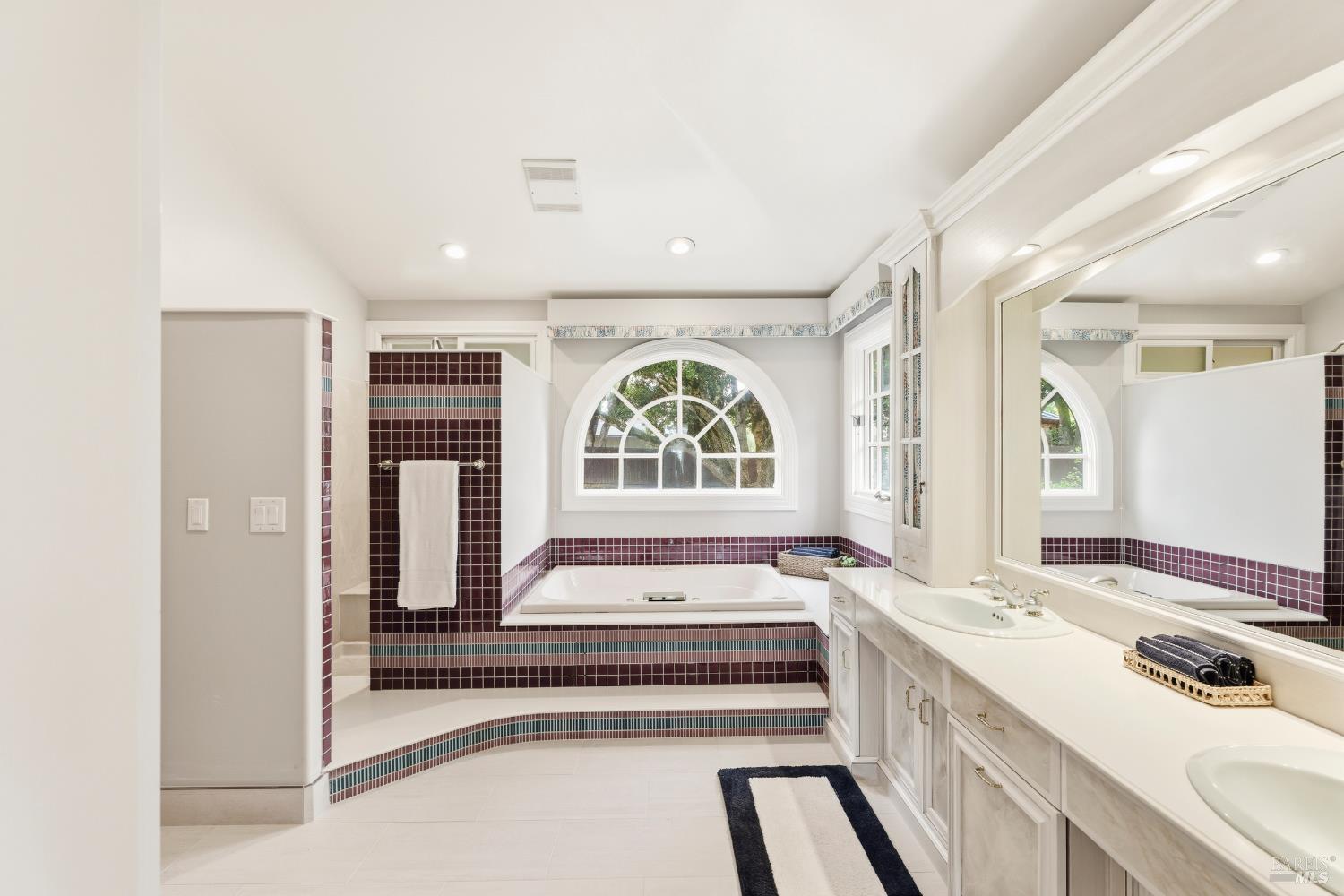 Property photo 45