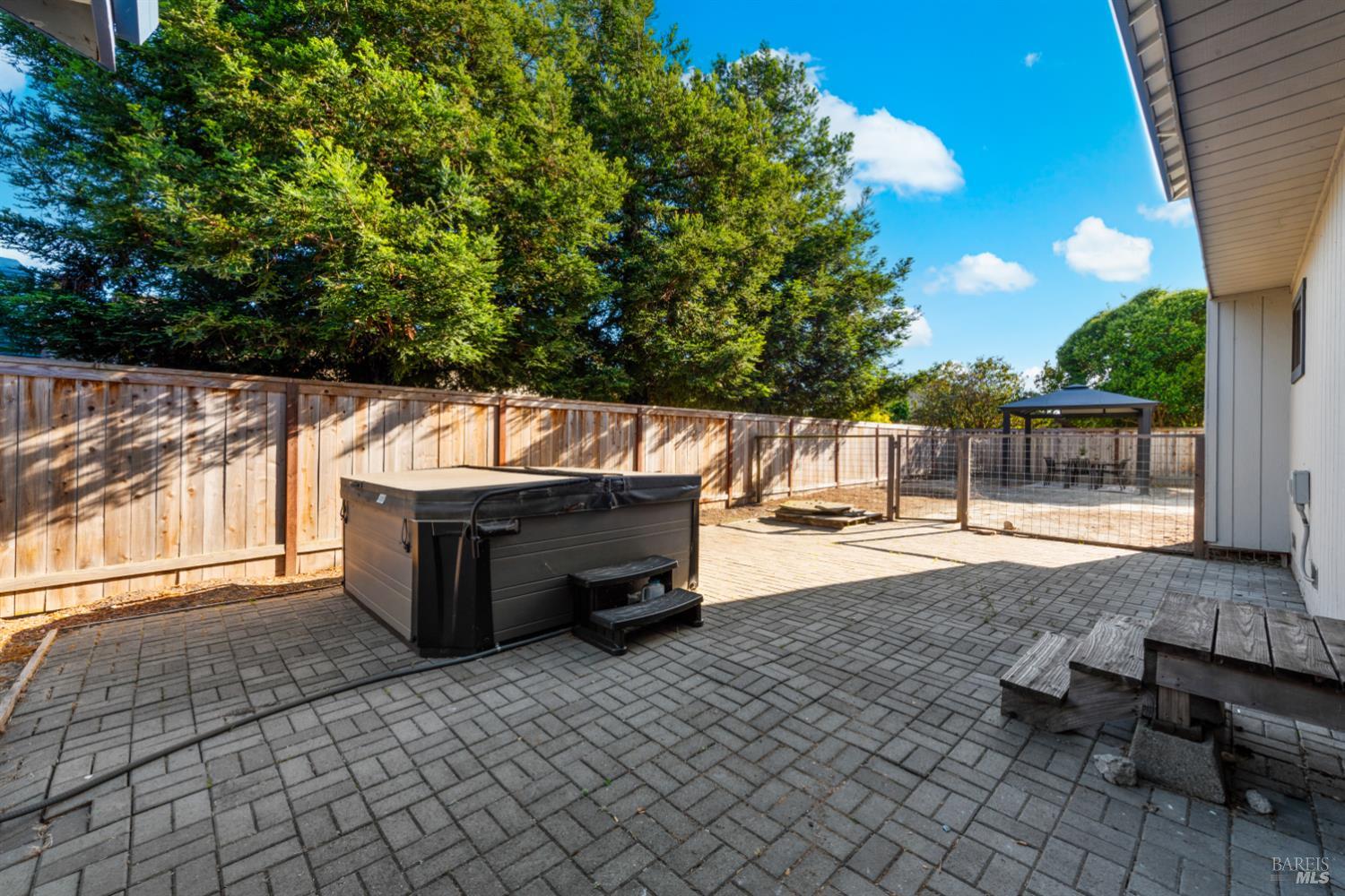 Property photo 41
