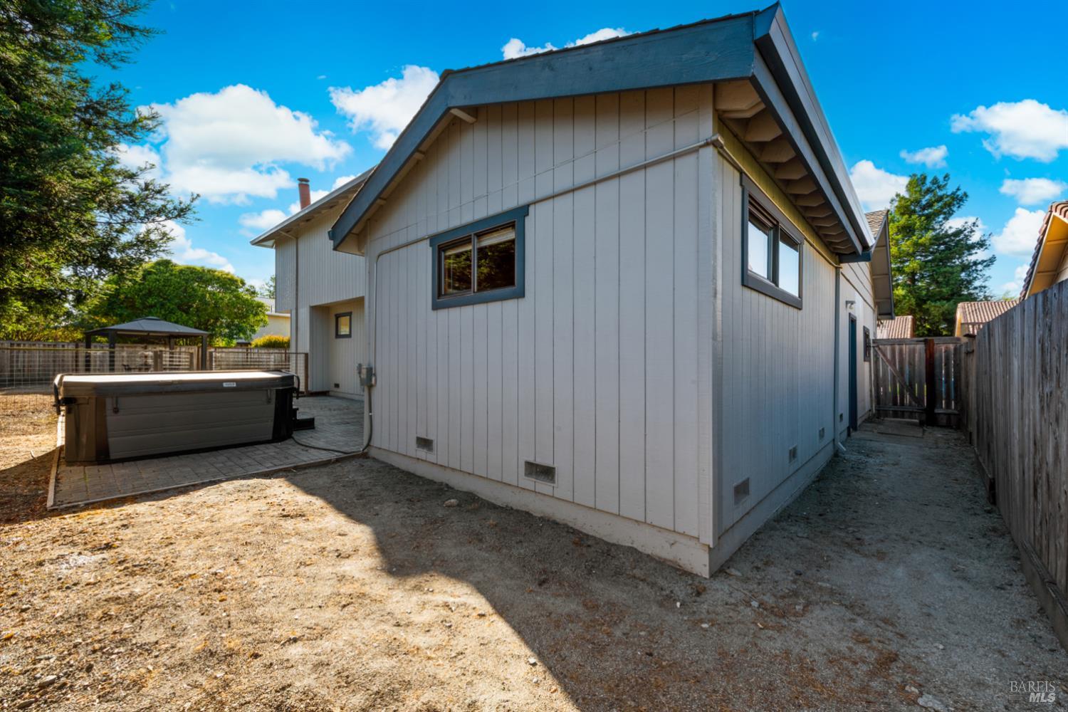 Property photo 42