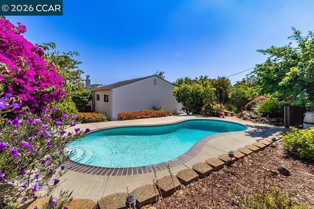 Property photo 44
