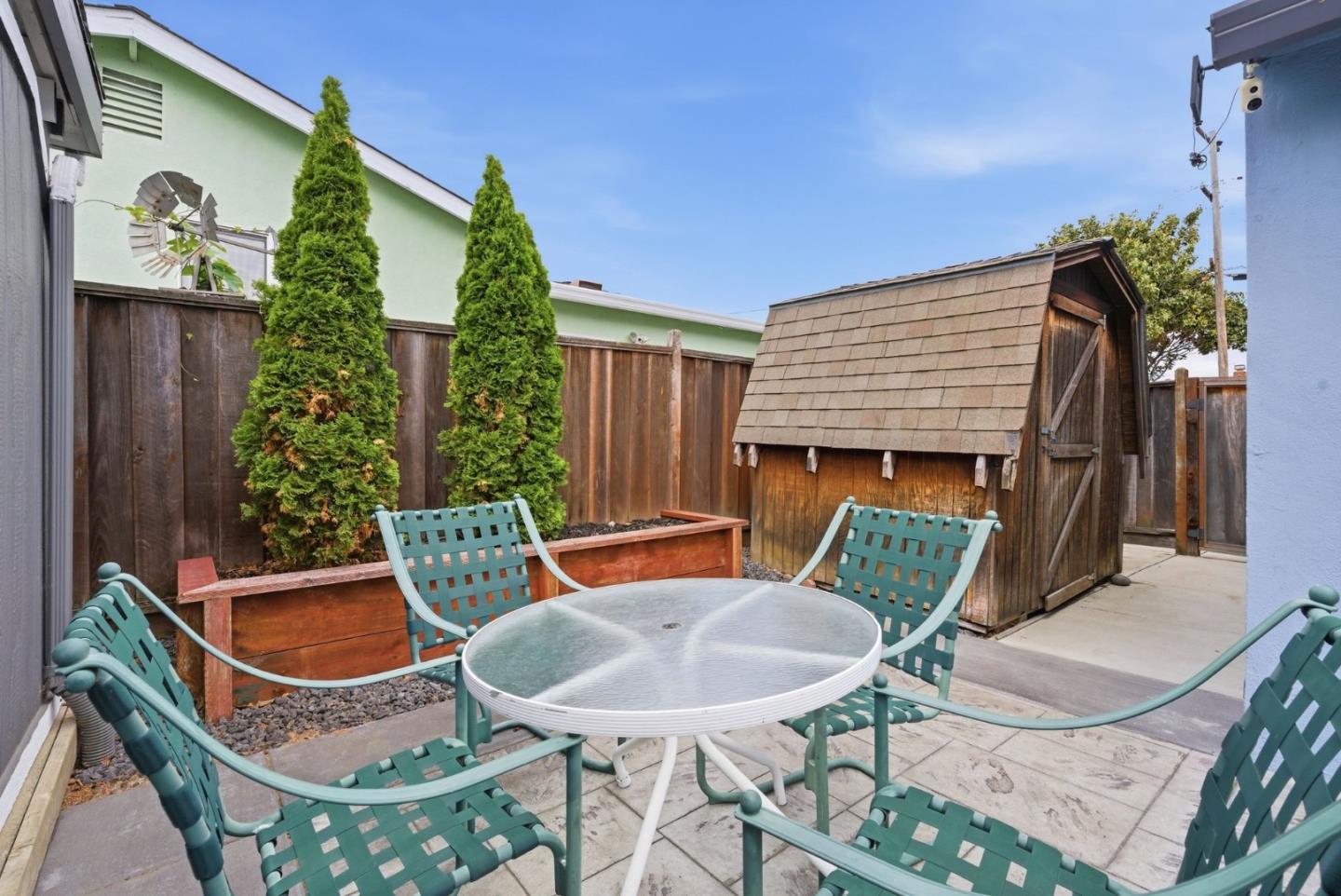 Property photo 32