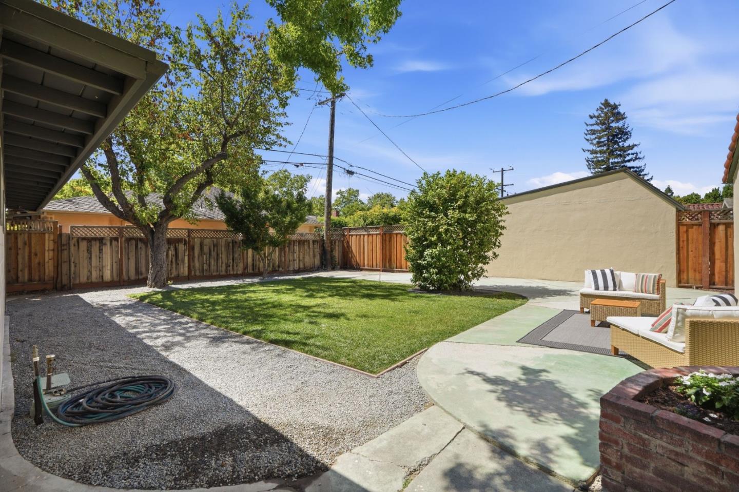 Property photo 46