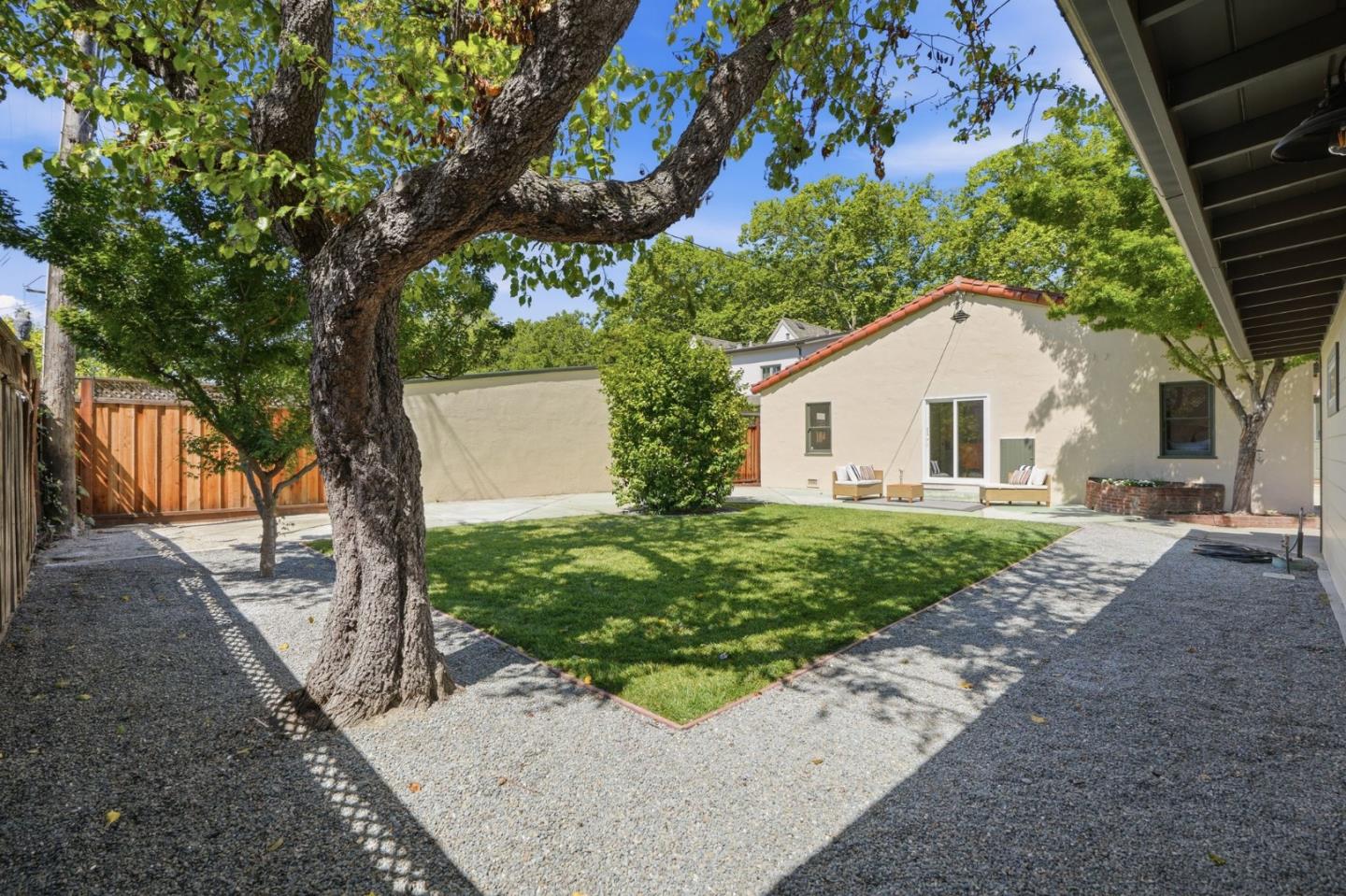 Property photo 48