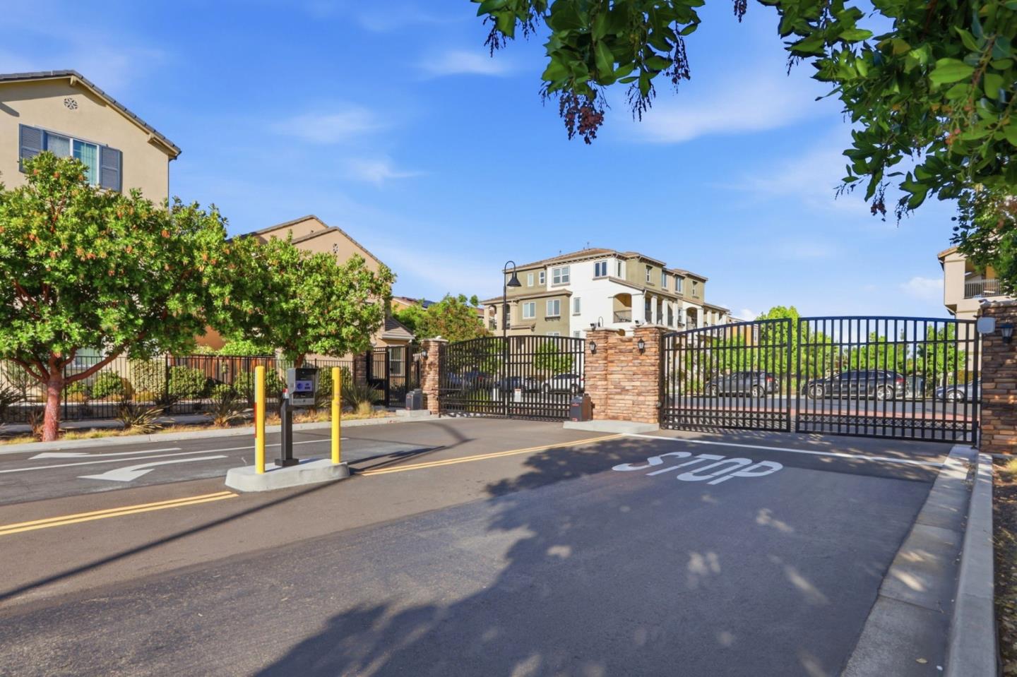 Property photo 37