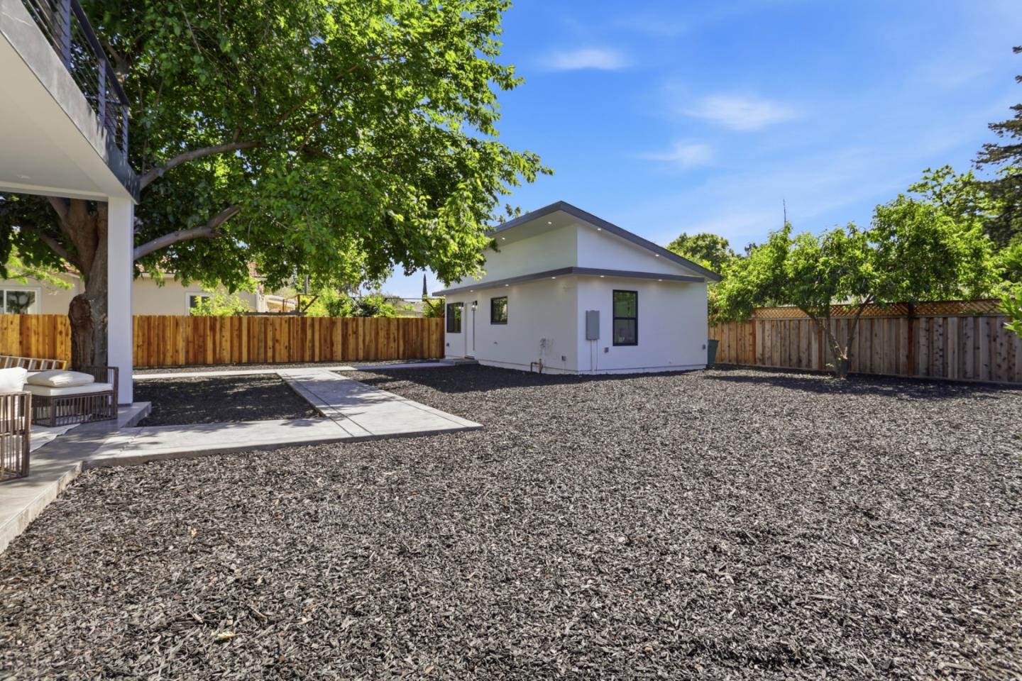 Property photo 37
