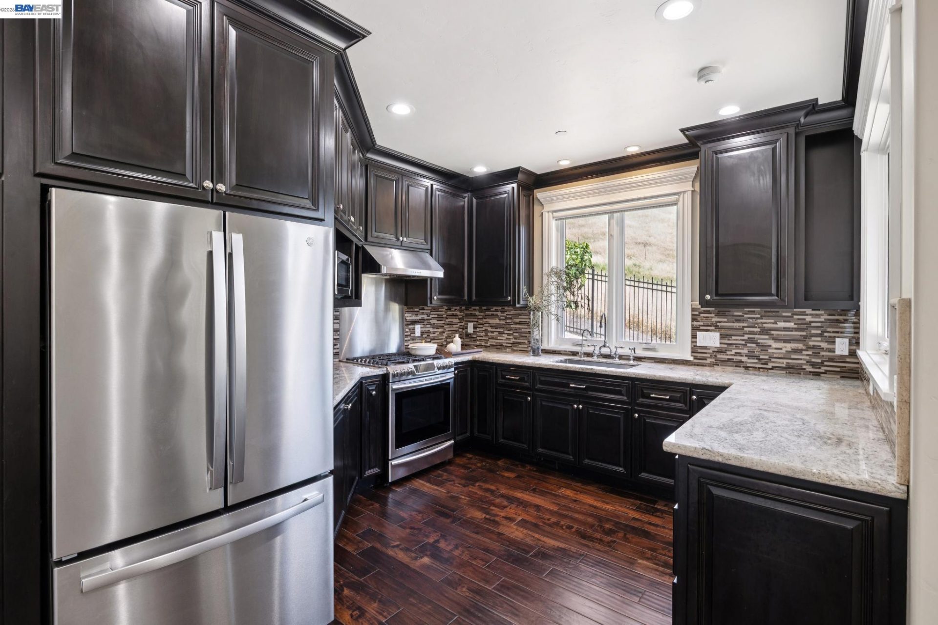Property photo 46
