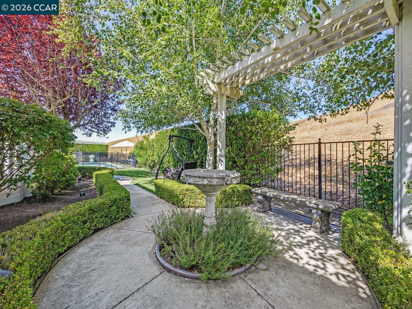 Property photo 43