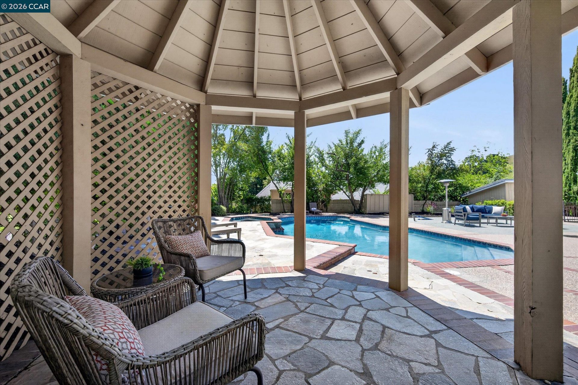 Property photo 44