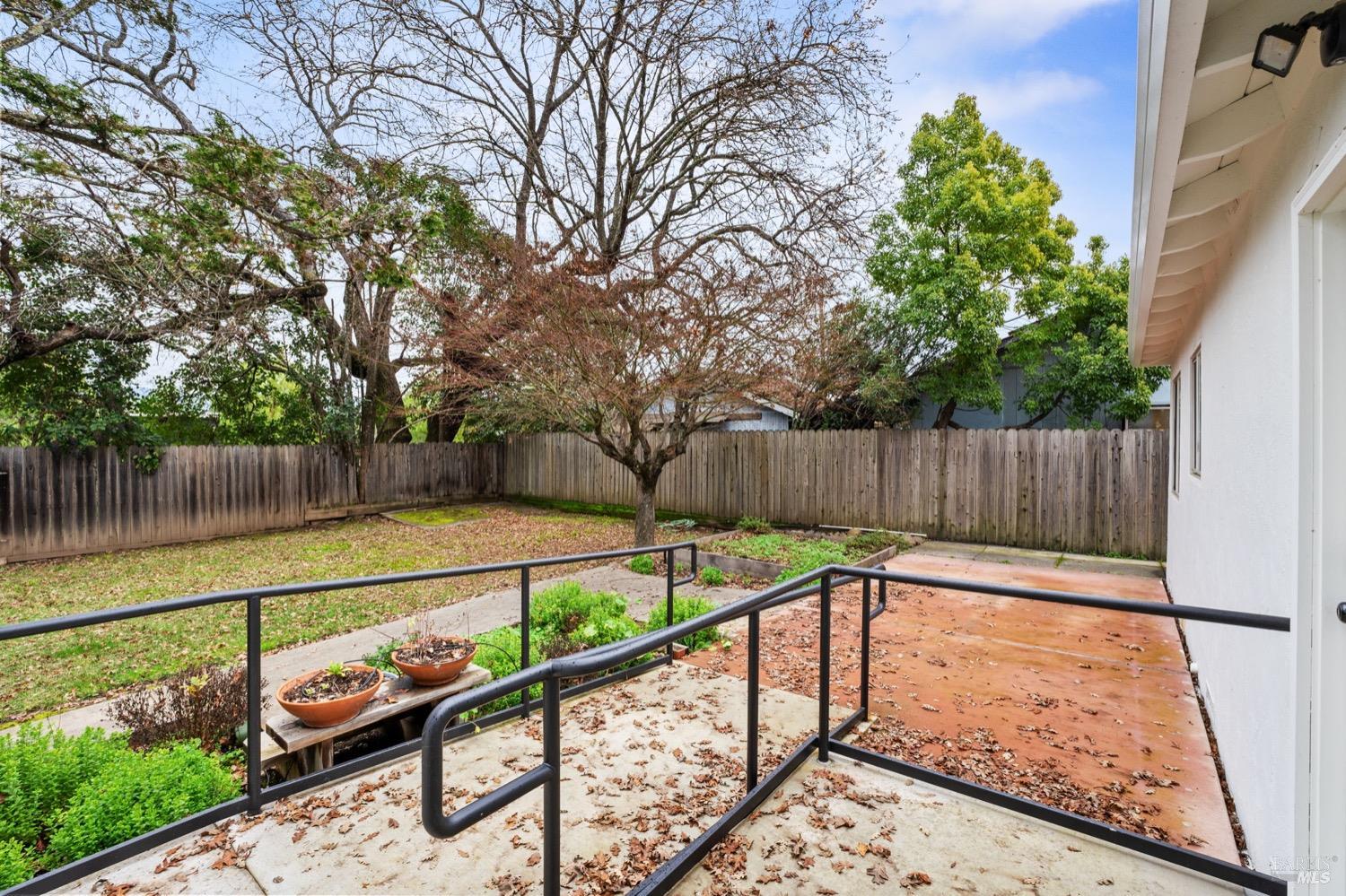 Property photo 37
