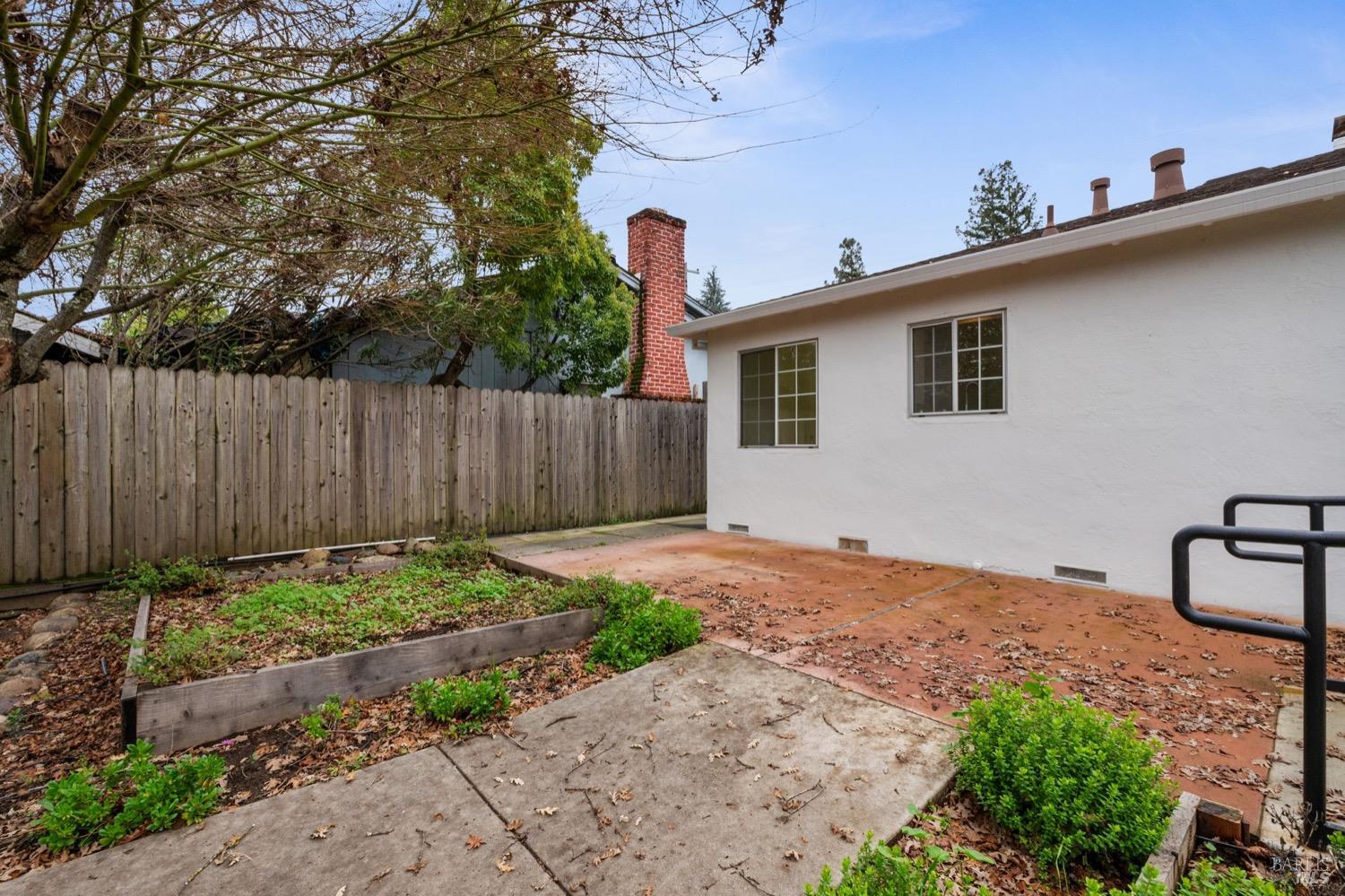Property photo 40