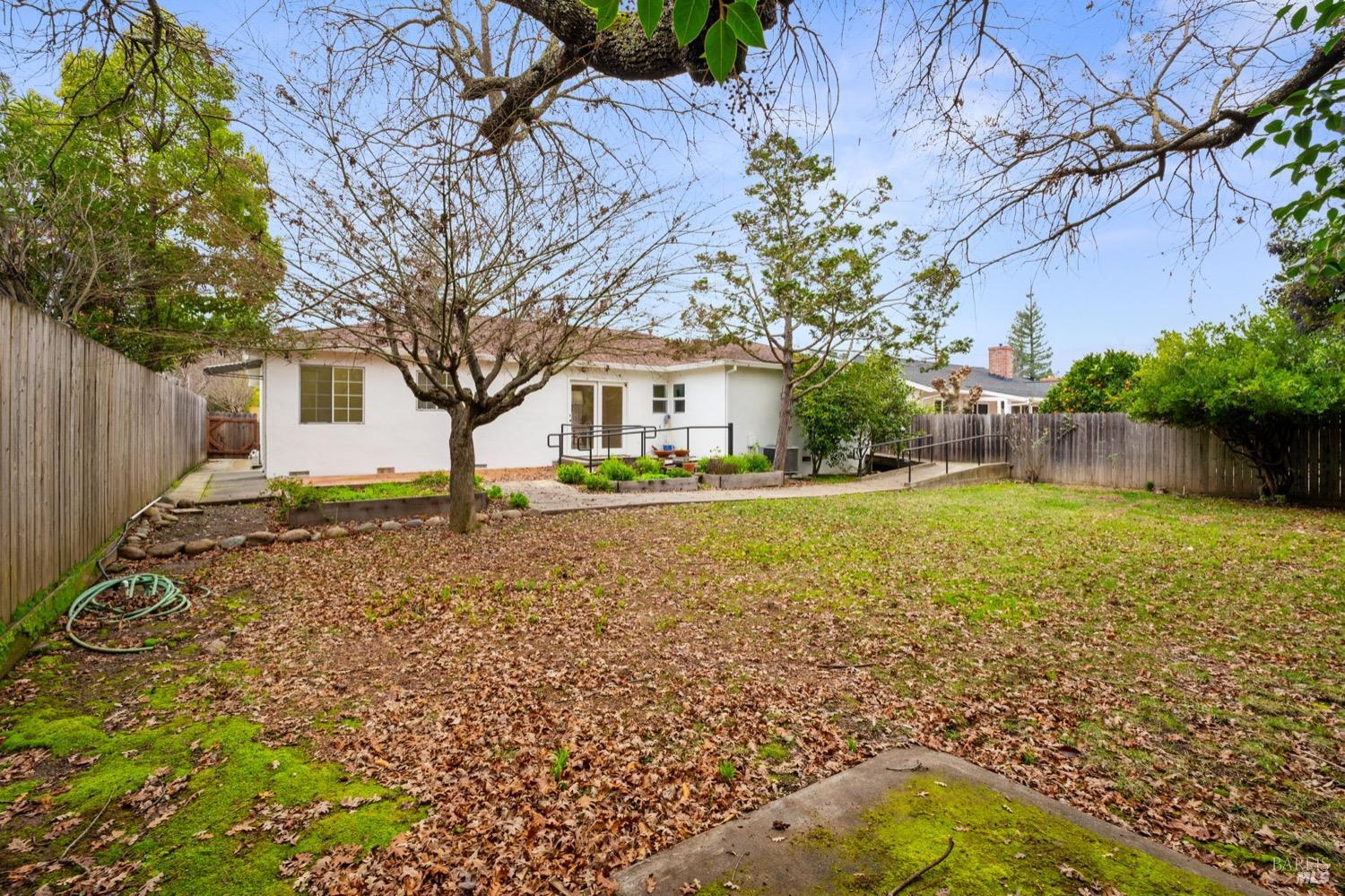 Property photo 43