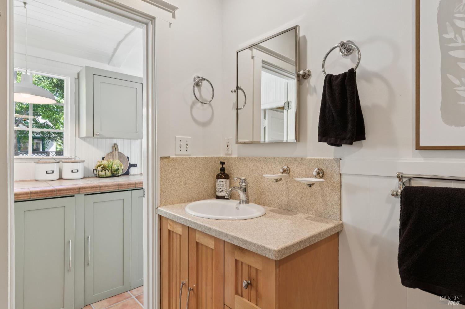 Property photo 32