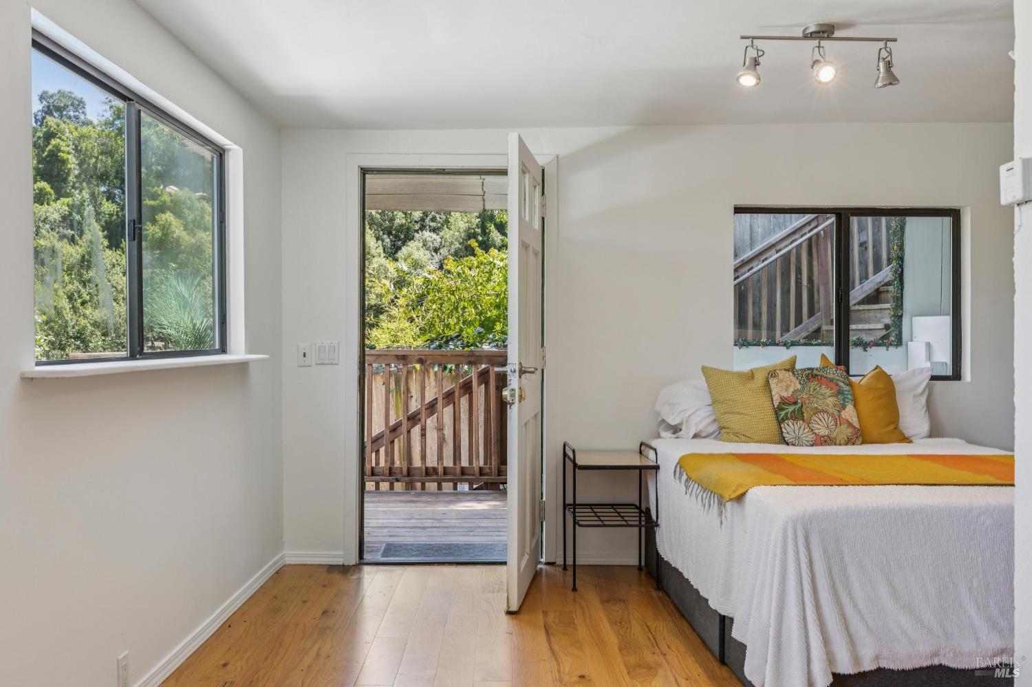 Property photo 35