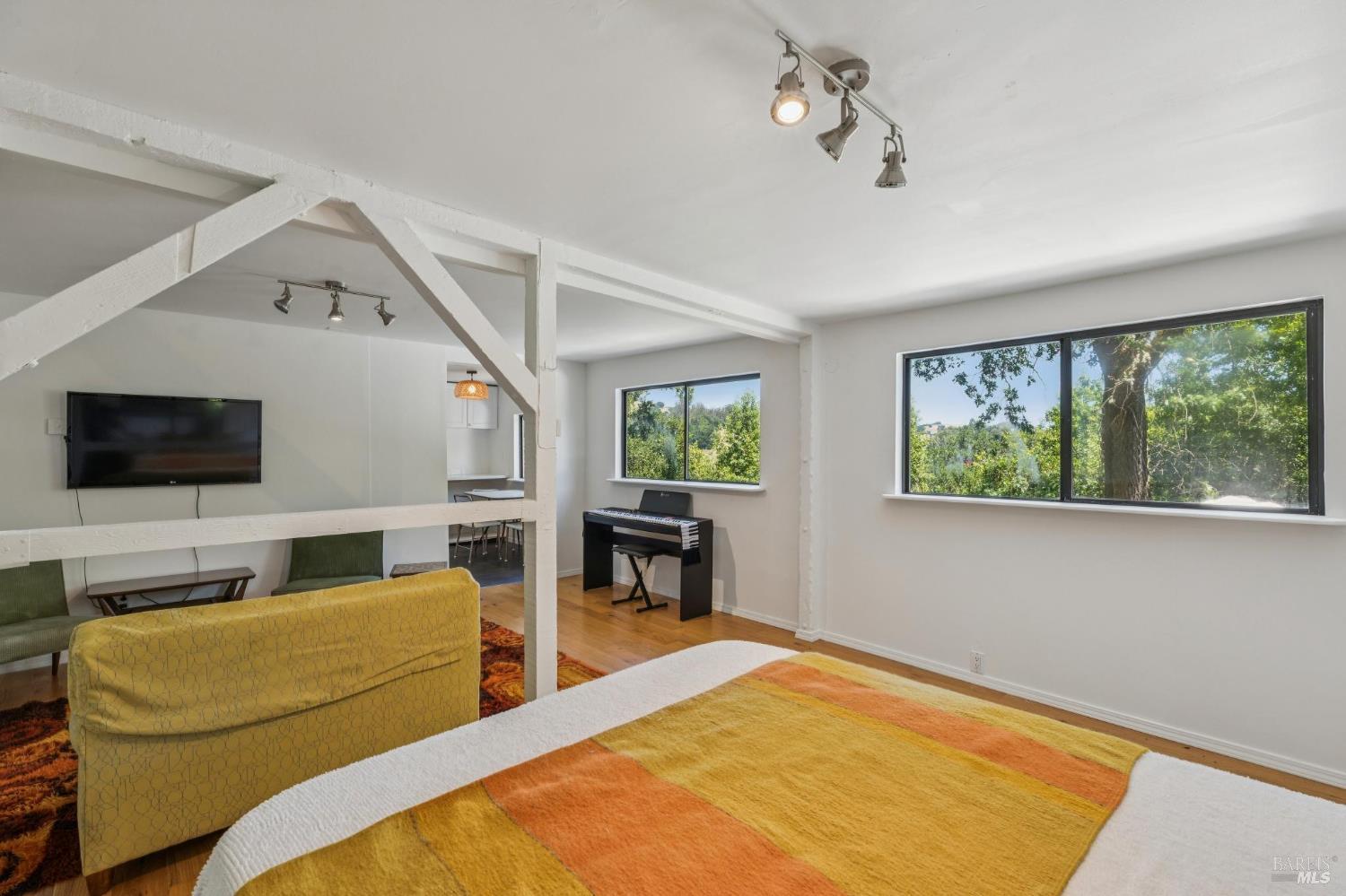 Property photo 37