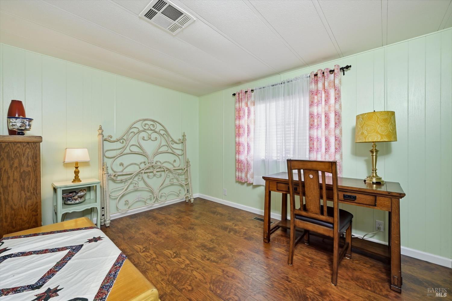 Property photo 17