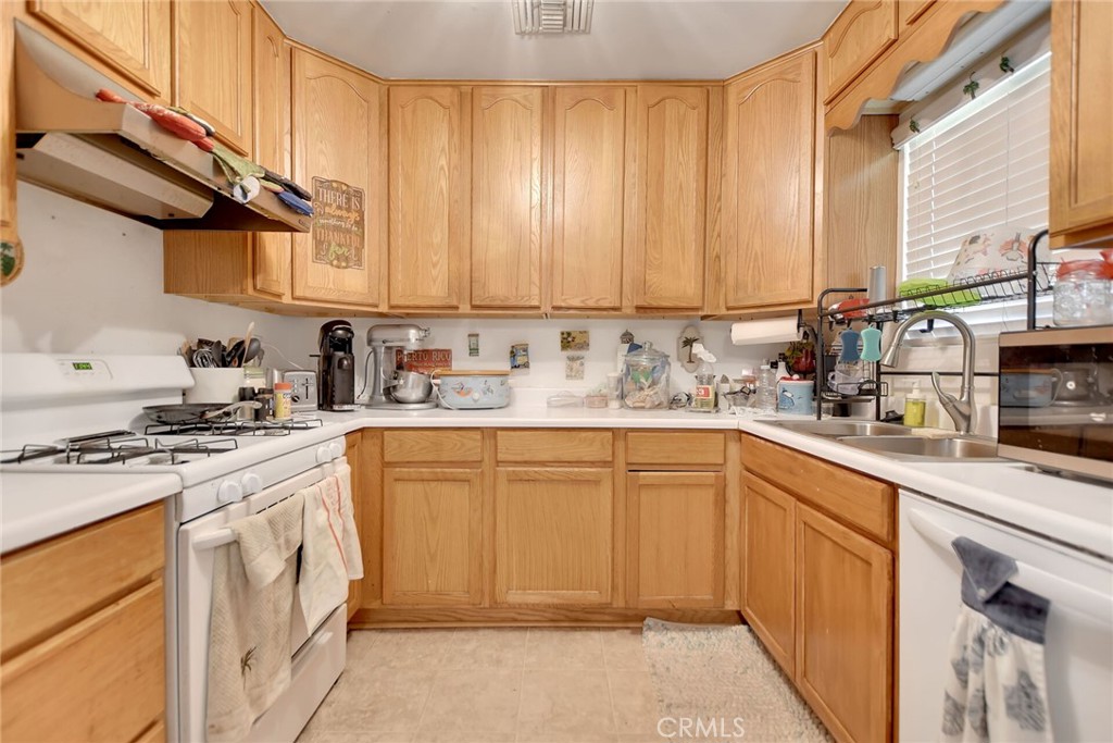 Property photo 35