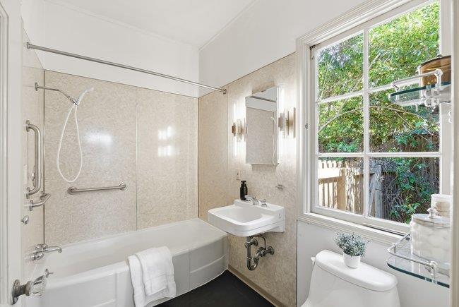 Property photo 40