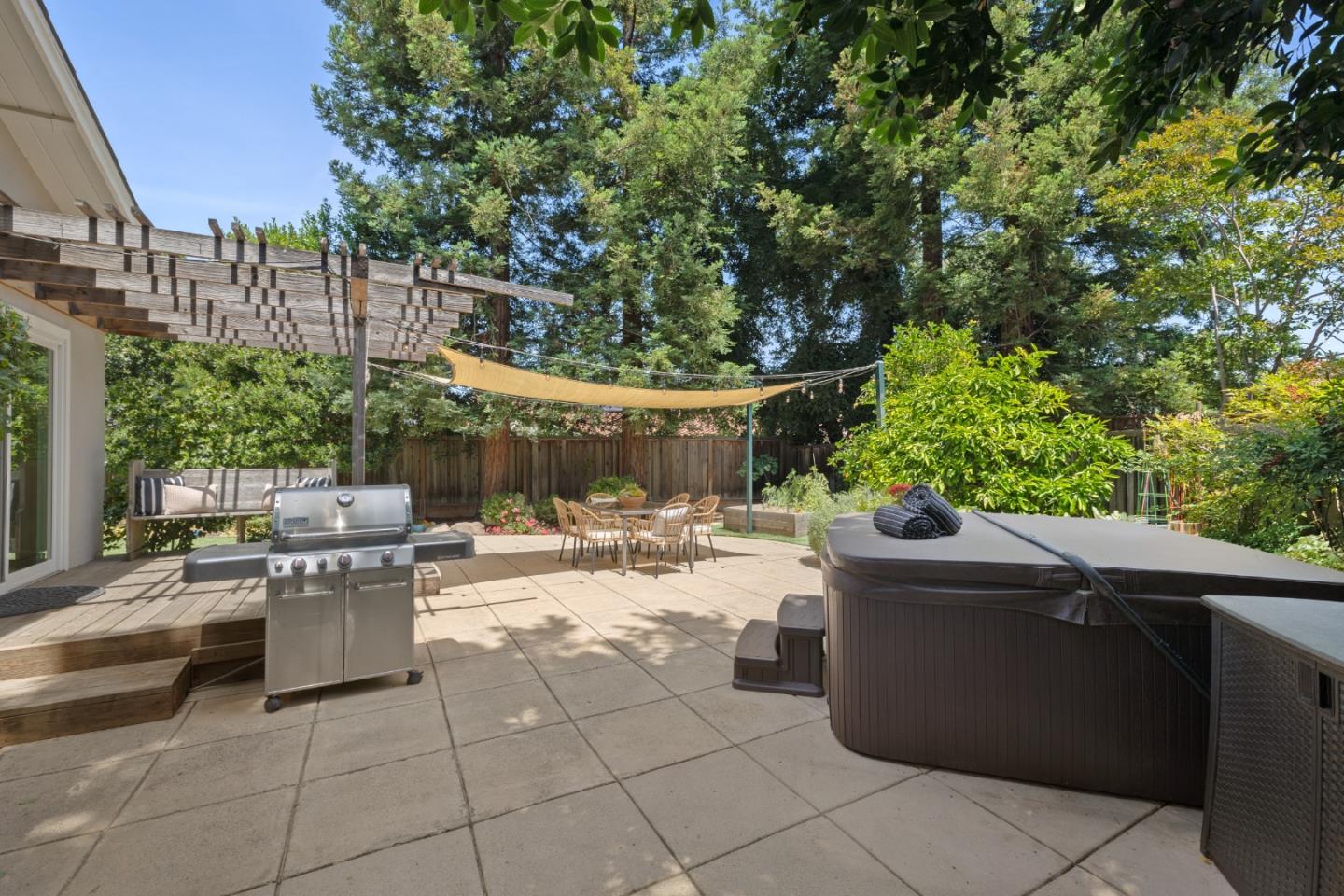Property photo 32