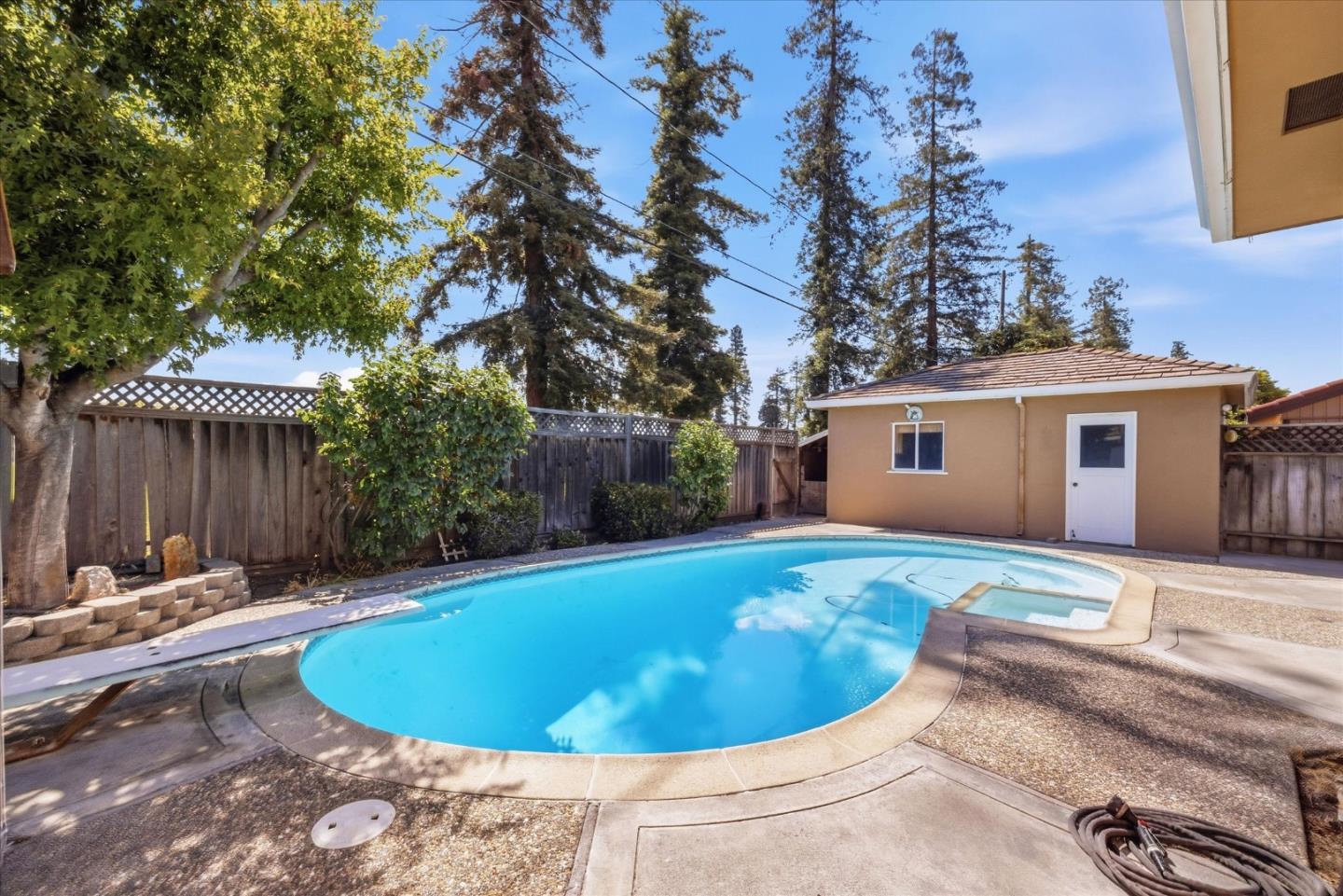 Property photo 40