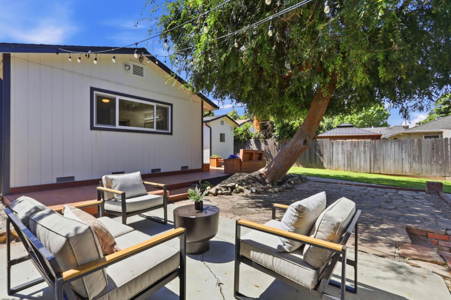 Property photo 46