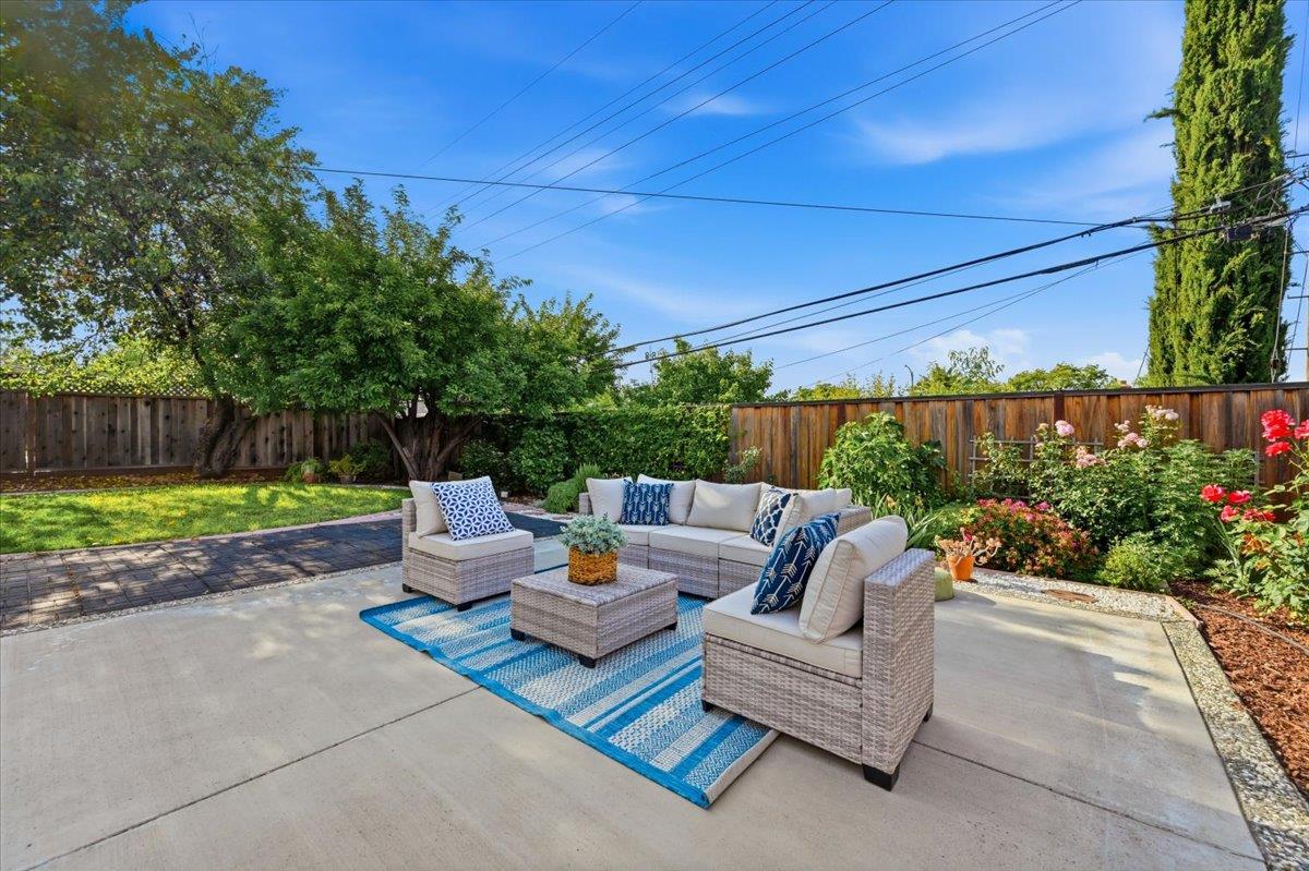 Property photo 23
