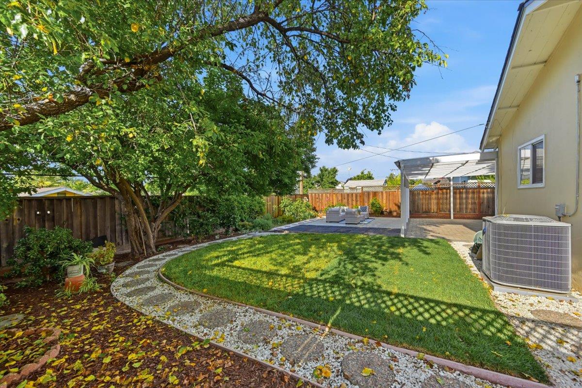 Property photo 24