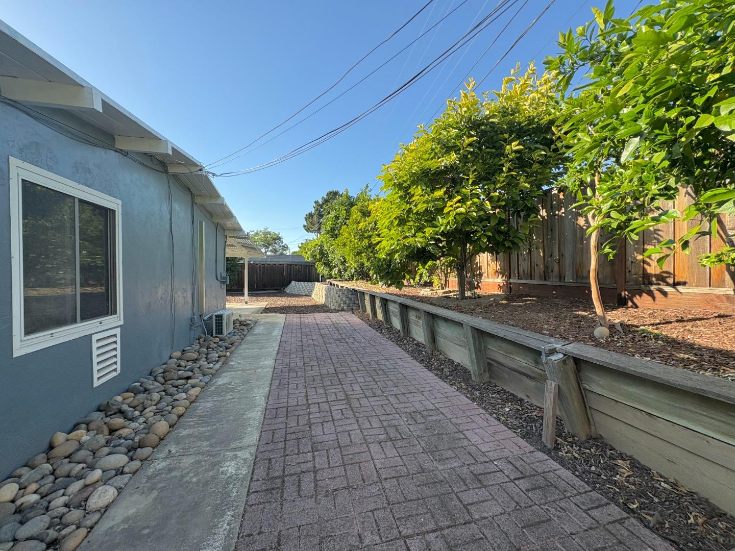 Property photo 24