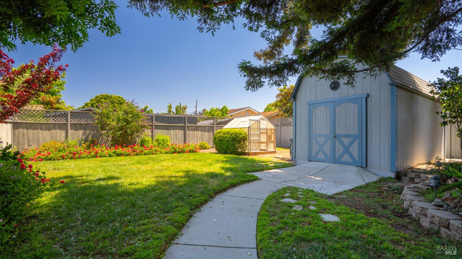 Property photo 44