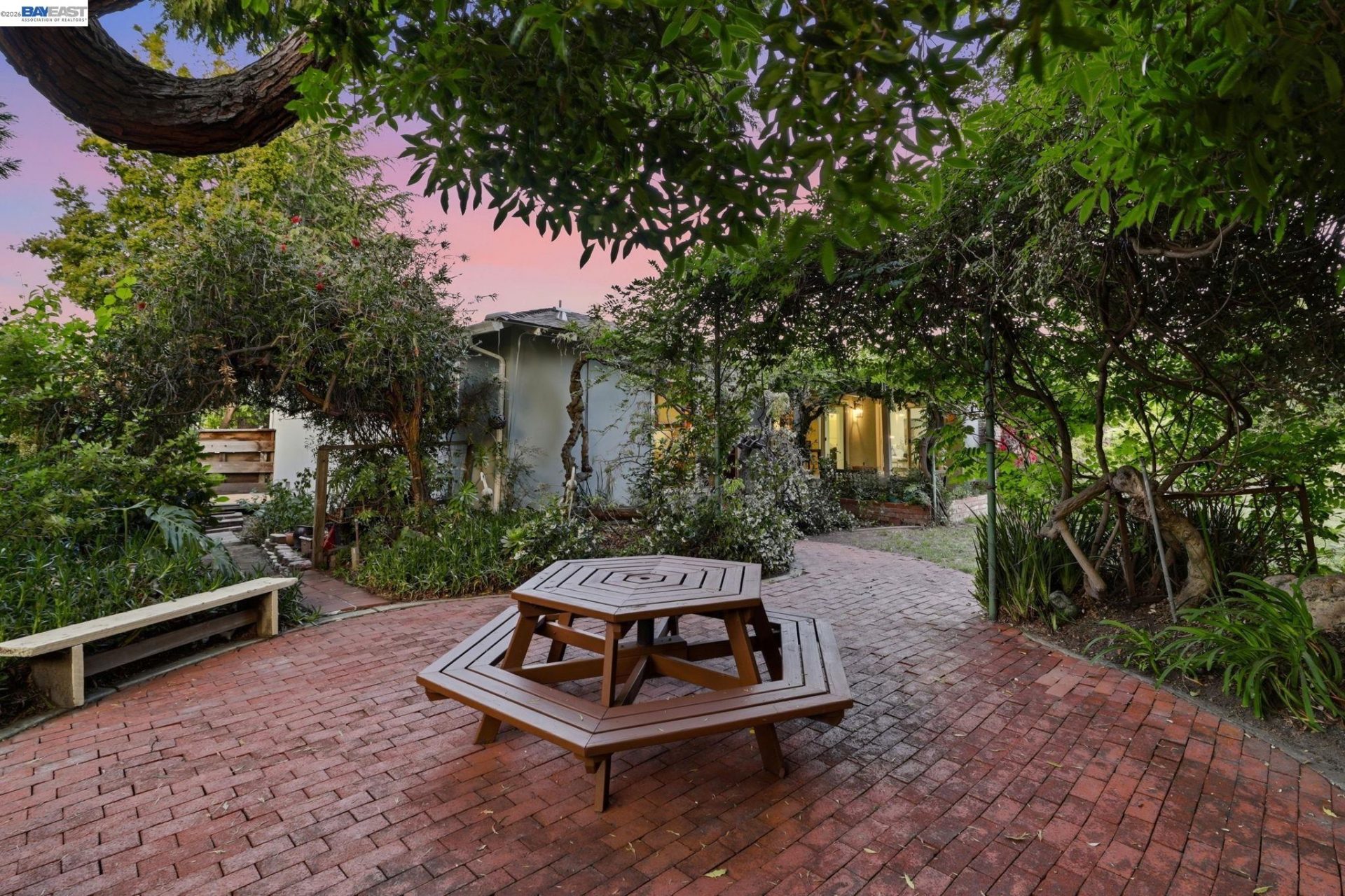 Property photo 36