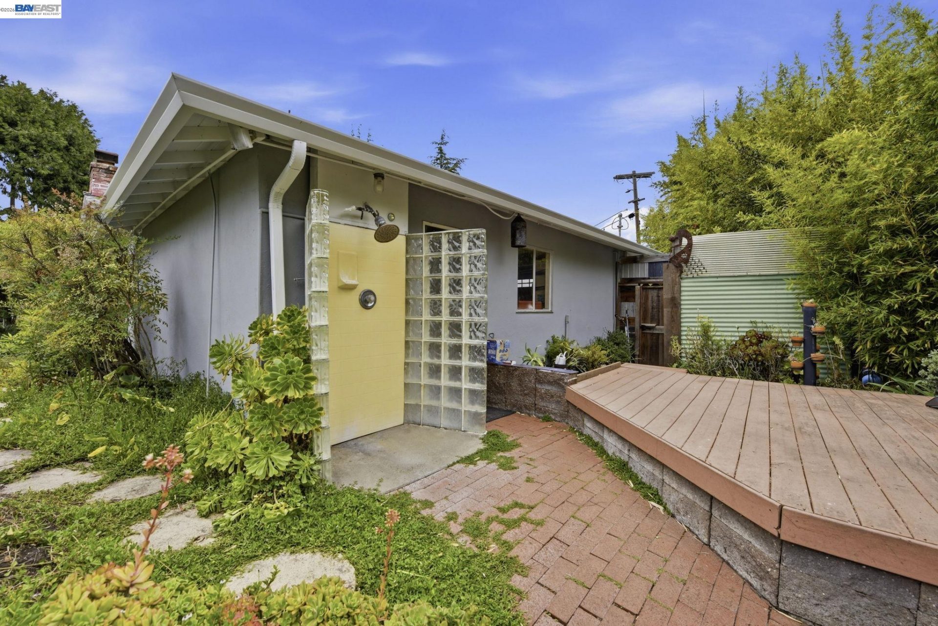 Property photo 44
